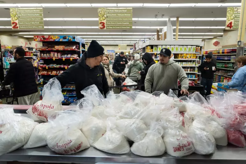 LA's Amapola Market Sees Hours-Long Queues for Christmas Tamales Masa
