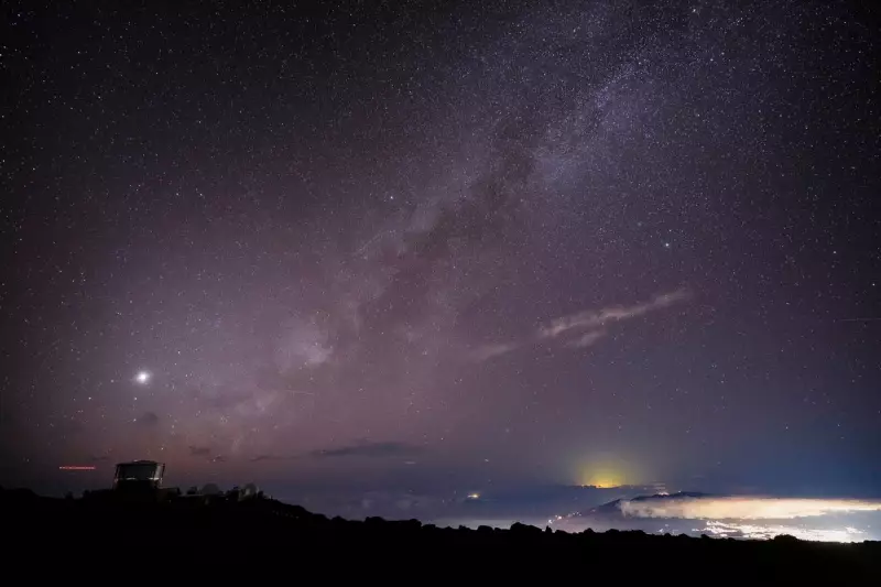 Mystery of Space's Blue Flashes Solved: Black Holes Tearing Stars Apart