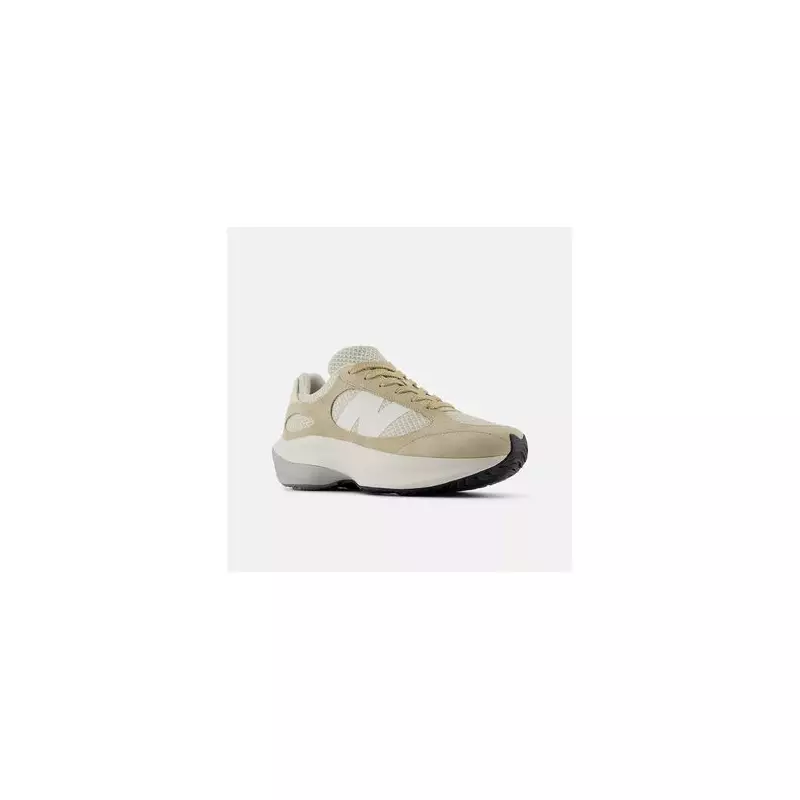 New Balance Slashes £70 Off 'Most Comfortable' Trainers in Huge Pre-Boxing Day Sale