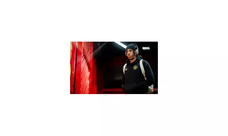 Premier League Live: Man Utd vs Wolves & Chelsea vs Bournemouth Updates