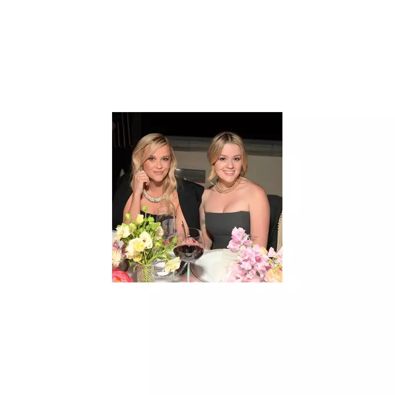 Reese Witherspoon's Festive Photo with Daughter Ava Sparks 'Twin' Reactions