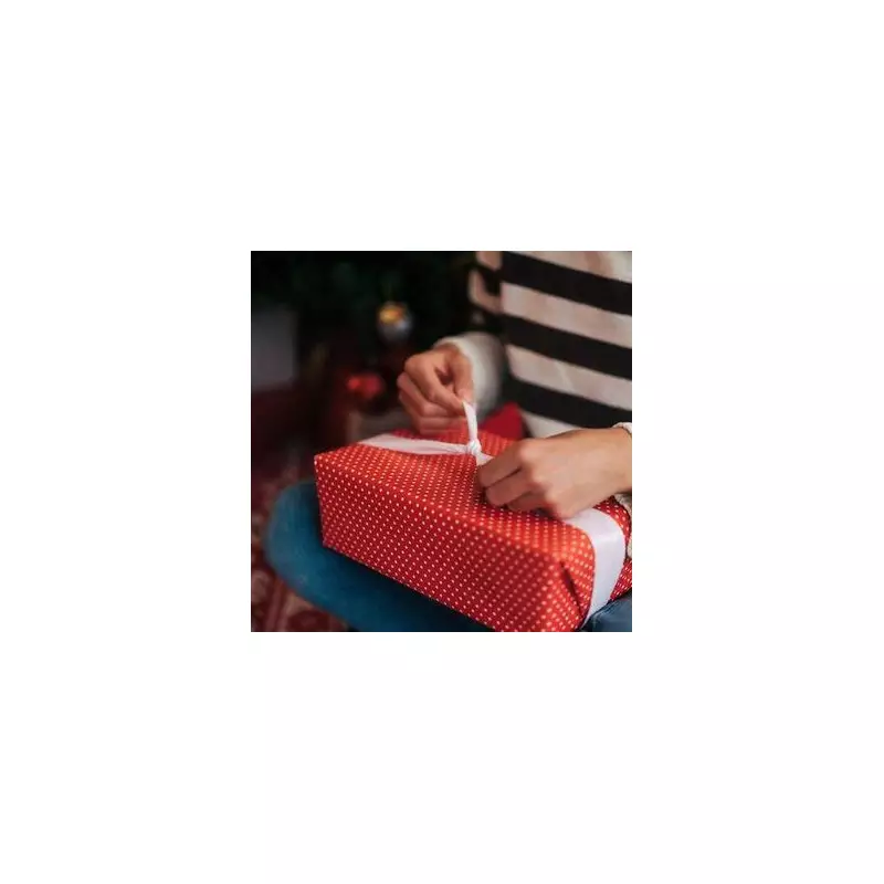 Royal Gift Wrapper Reveals Top 5 Christmas Mistakes & Cost-Saving Hacks