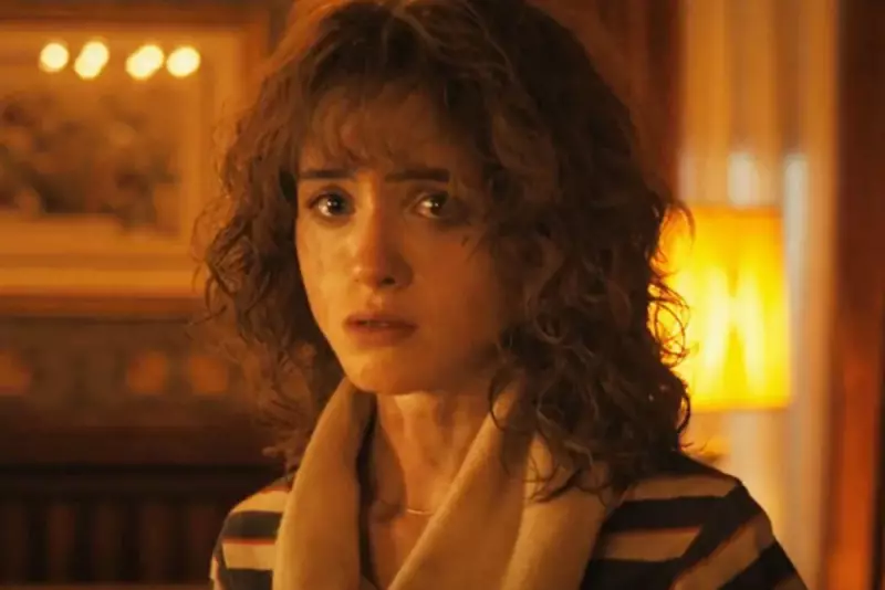 Stranger Things Fans Baffled by Ambiguous Breakup Scene in Final Season