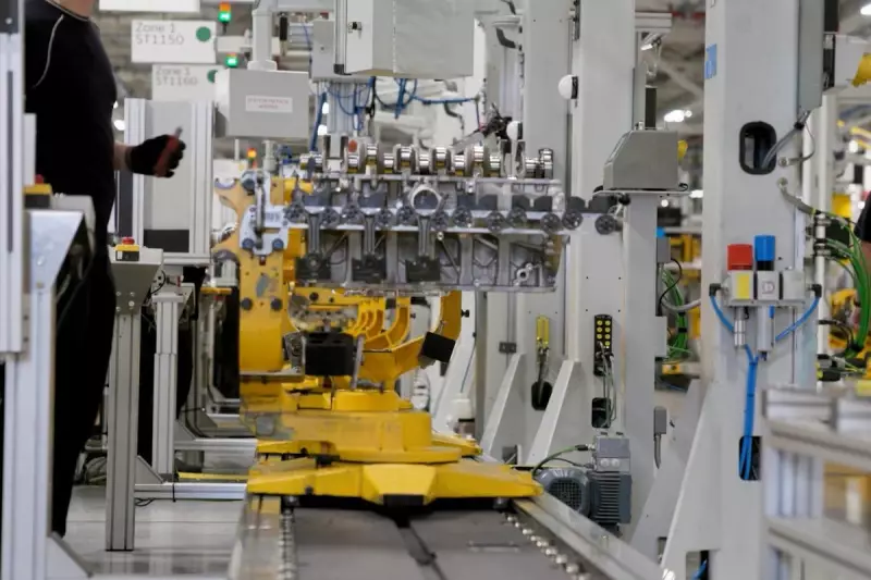 UK GDP Set for October Lift as JLR Manufacturing Rebounds