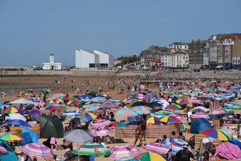 UK on Track for Warmest Year Ever as 2025 Temperature Hits 10.05C