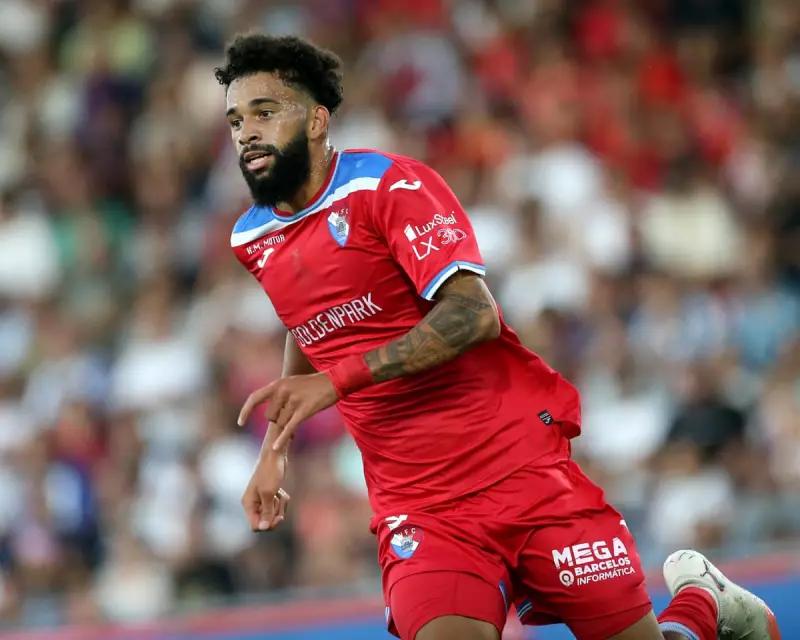 West Ham Shift Focus to Gil Vicente's Pablo After £40m Strand Larsen Stalls