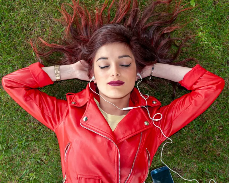 Wired Headphones Make a Comeback, Adding Friction to Digital Life