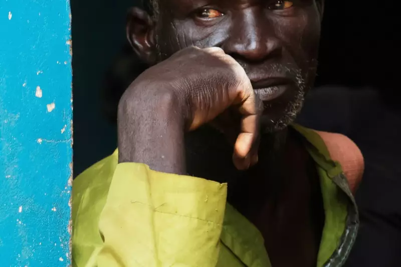 World in Vertical: APS Photographers Unveil Stunning Portrait-Oriented Shots