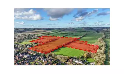 Alan Titchmarsh sells £4m home amid 160-home development plans in Holybourne