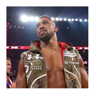 Anthony Joshua car crash in Nigeria kills two team members as tributes pour in