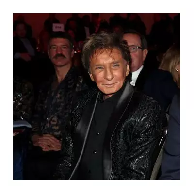 Barry Manilow's 'Pure Luck' Lung Cancer Diagnosis: Early Signs to Know