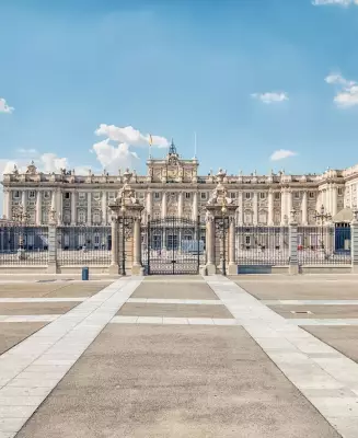 Brexit Blow: Global Tourism Body WTTC Quits London for Madrid