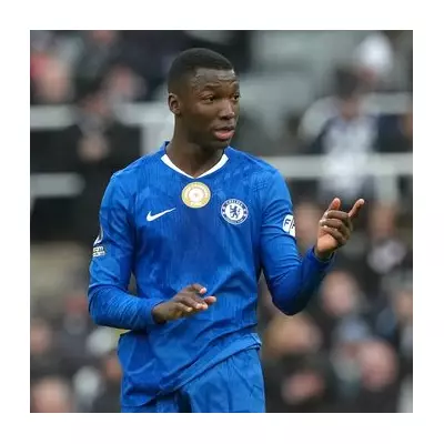 Carragher Apologises to Chelsea Fans for Snubbing Caicedo in Team of Season