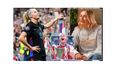 Chloe Kelly's Triumph Over Anxiety & Alopecia to BBC SPOTY Nomination