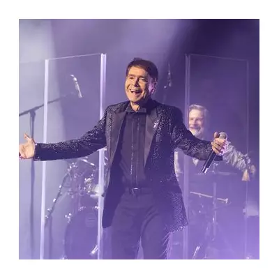 Cliff Richard's 10 Banned Foods & 3 Rules for 'Healthy Ageing' at 85