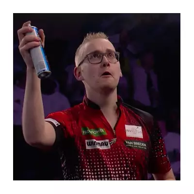 Darts star's wasp spray backfires at World Championship causing Ally Pally chaos