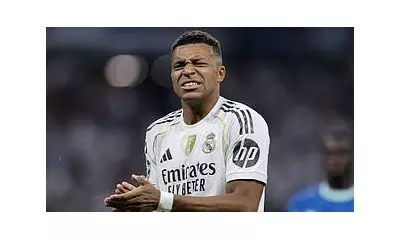 Kylian Mbappe Sidelined for 3 Weeks with Knee Injury, Blow to Real Madrid