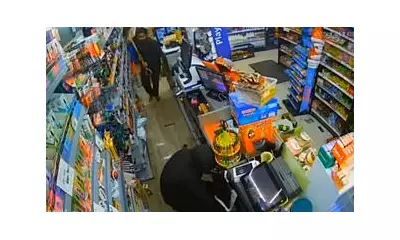 London shopkeeper fights off thief with shovel in dramatic till robbery attempt