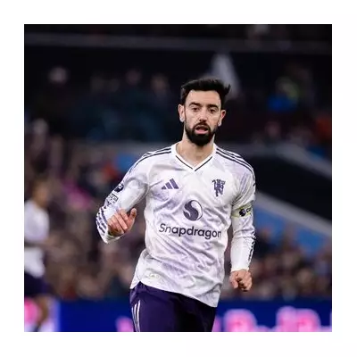 Man United Injury Crisis: Fernandes Out for a Month, Mainoo Doubtful for Newcastle