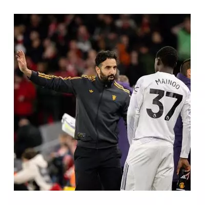 Man Utd Transfer News: Mainoo Loan Dilemma & Shock Garner Return Links