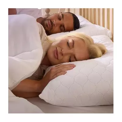 Over 2,000 Sold: 'Hotel Quality' Pillows Win Praise from UK Sleepers