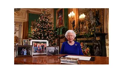 Queen's 2019 Christmas Speech Snub: How a Missing Photo Signalled Harry and Meghan's 'Megxit'