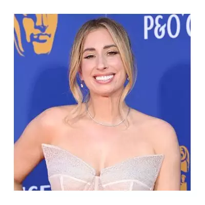 Stacey Solomon's Amazon Kitchen Hack: Glass Jars for £33 Organise Cupboards