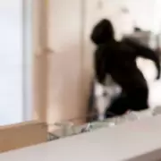 3 Festive Mistakes That Tell Burglars Your UK Home Is Empty