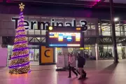 5 Christmas Items Banned from UK Flights: Avoid Airport Confiscation