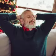 5 Quick Christmas Exercises From a PT to Combat Festive Fatigue