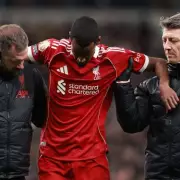 Alexander Isak's Liverpool Injury Blow: Surgery Confirmed for Leg Fracture