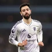 Amorim Confirms Fernandes & Mainoo Out for Newcastle, Gives Injury Update