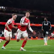 Arsenal Crush Aston Villa 4-1 in Title Statement to End 2025