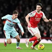 Arsenal Injury Crisis Deepens as Declan Rice Forced Off With Calf Problem