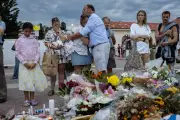 Australia Orders Intelligence Review After Bondi Beach Attack Kills 15