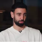 Bruno Fernandes names three countries for potential transfer amid Man Utd future doubts