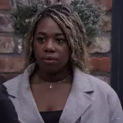 Coronation Street fans brand Dee Dee's exit 'a disaster' as Singapore move revealed