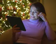 Digital Habits Spill Over: Readers Share Tech-Fuelled Real-World Blunders