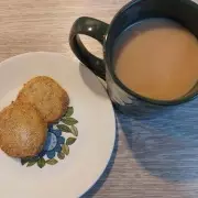 Ditch Gingerbread: 4-Ingredient Festive Shortbread Bakes in Just 16 Minutes