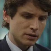 Downton Abbey's Elizabeth McGovern Transforms in Netflix's New Supernatural Spy Thriller