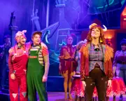 Dundee Rep's Jack and the Beanstalk: A Bold, Modern Panto Triumph