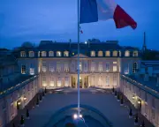 Elysée Palace Staff Member Accused of Stealing Tableware in Paris