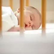 Expert Tips for a Peaceful Christmas: How to Get Babies to Sleep