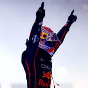 F1 Title Showdown: Verstappen's Path to Fifth Crown in Abu Dhabi Decider