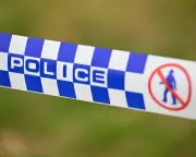 Four dead, three children hurt in Victoria minivan crash near NSW border