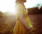 Freebirthing on the Rise: Understanding the Risks and Maternal Choices