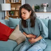 GP Warns Apples, Strawberries, and Pears Can Cause Bloating and Allergies