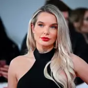 Helen Flanagan's mum praised as star slams ex Scott Sinclair over missed Nativity