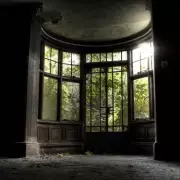 Hiker's Abandoned Welsh Property Discovery Reveals Stunning Bedroom