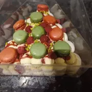 Iceland's 2025 Festive Desserts Reviewed: Two 8/10 Hits, One 2/10 Flop